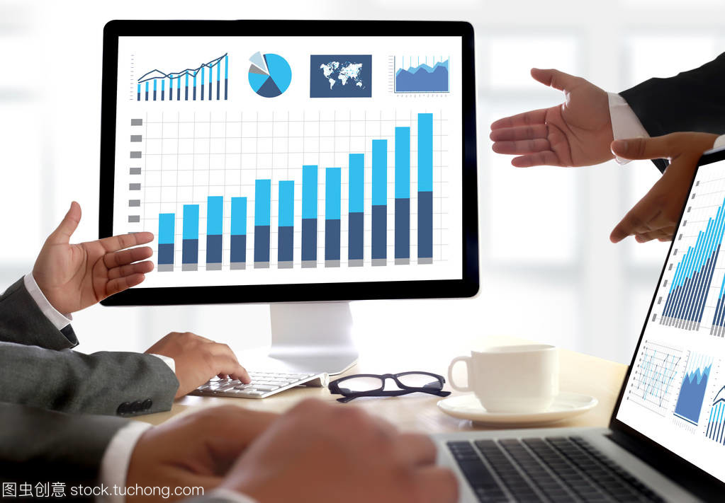 商務信息技術人士工作硬數據分析